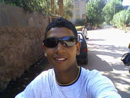 alors comme vous me trouvez avec les lunettes???